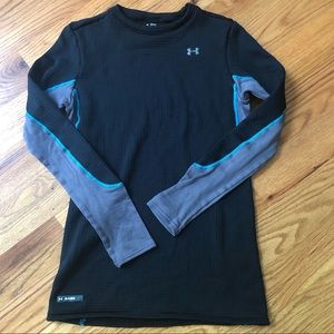 Women’s Under Armour thermal long sleeve top
